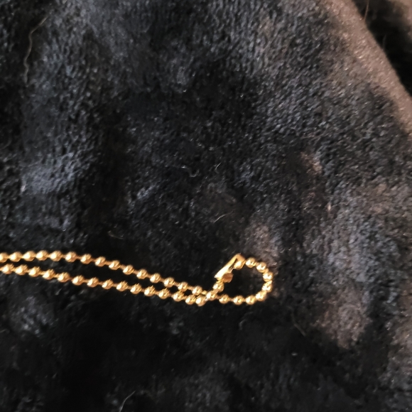 Queen of hearts necklace - Picture 6 of 6